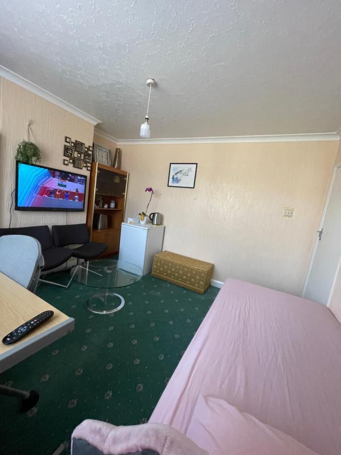 Room Canvey Island المظهر الخارجي الصورة