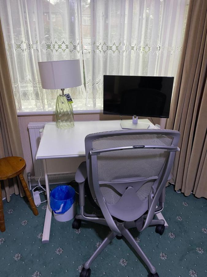 Room Canvey Island المظهر الخارجي الصورة